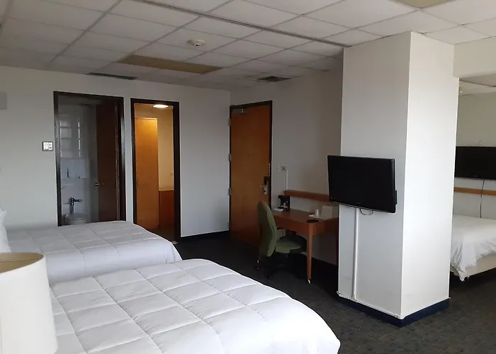 Howard Johnson By Wyndham San Juan Centro Cardiovascular